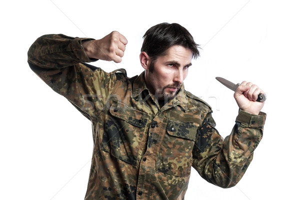 Samoobrona instruktor nóż mężczyzna kamuflaż wykonywania Zdjęcia stock © w20er