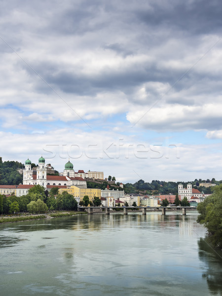 Ansicht Deutschland Fluss inn Kathedrale Sommer Stock foto © w20er