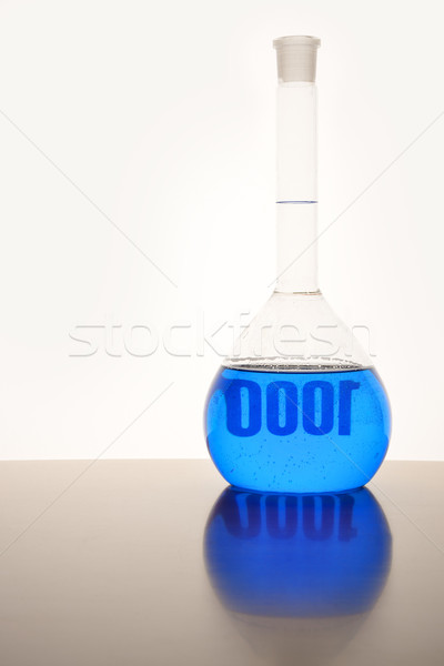 Vidro azul líquido tabela químico Foto stock © w20er