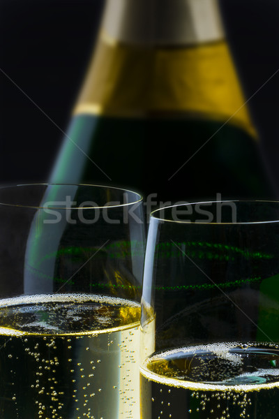 Bouteille deux verres noir fête heureux Photo stock © w20er