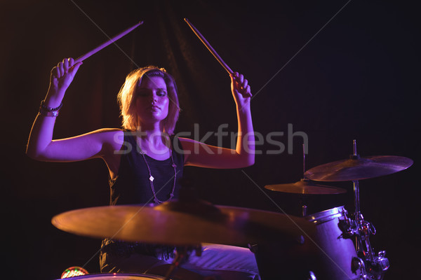 Vrouwelijke trommelaar discotheek muziek meisje Stockfoto © wavebreak_media