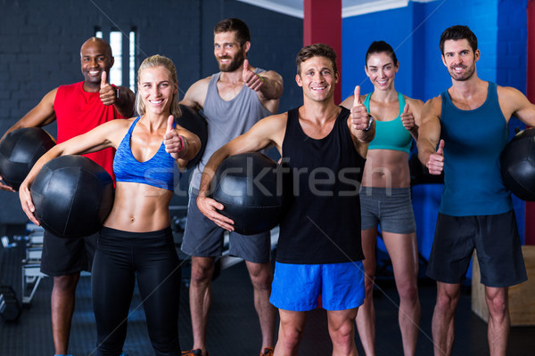 Portret fericit prietenii sală de gimnastică Imagine de stoc © wavebreak_media