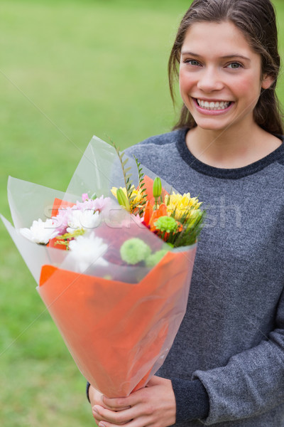 若い女の子 美しい 花 花 ストックフォト © wavebreak_media