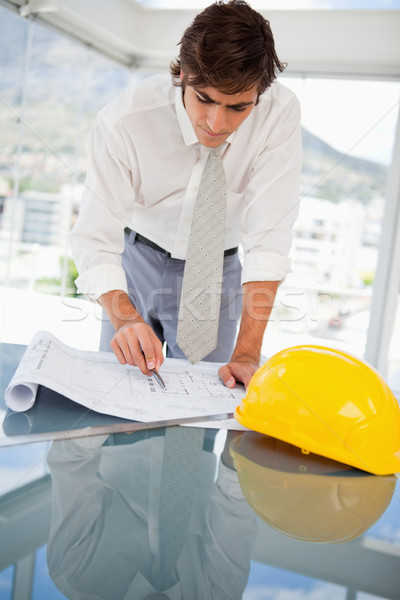 Om de afaceri uita construcţie desene afaceri hârtie Imagine de stoc © wavebreak_media