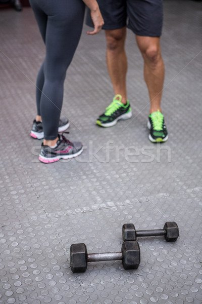 Kettő fiatal áll egyéb crossfit tornaterem Stock fotó © wavebreak_media