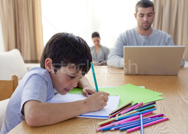 Foto stock: Menino · pintura · pais · trabalhando · casa · sorridente