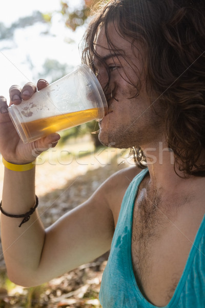 無意識 男子 飲用水 啤酒 公園 醉 商業照片 © wavebreak_media