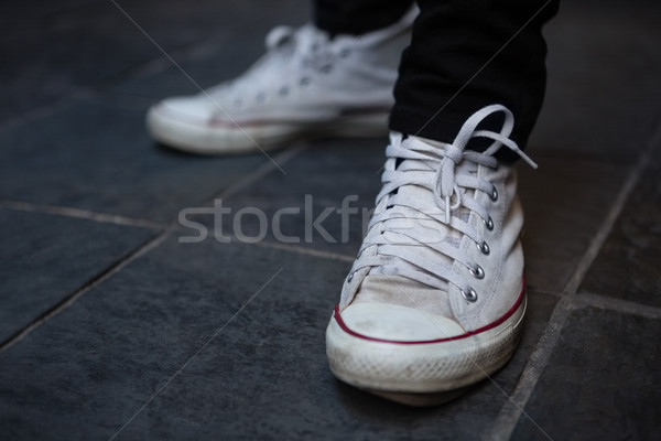 низкий человека белый холст Сток-фото © wavebreak_media