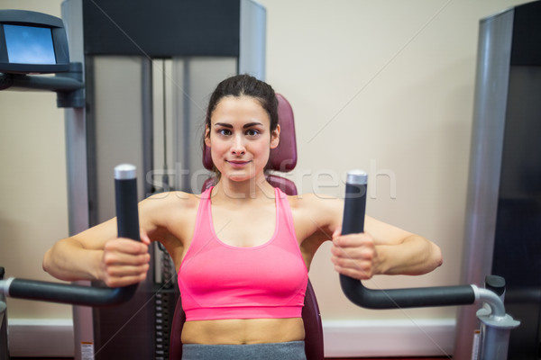 Vastbesloten vrouw gymnasium sport fitness Stockfoto © wavebreak_media