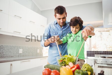 Stock foto: Lächelnd · Mutter · Tochter · Gemüse · Salat · home