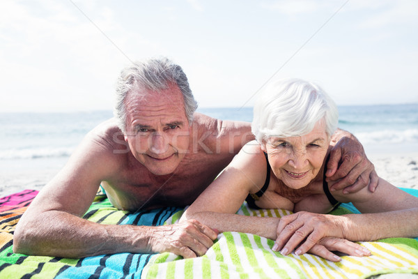 Portrait heureux couple de personnes âgées plage amour [[stock_photo]] © wavebreak_media