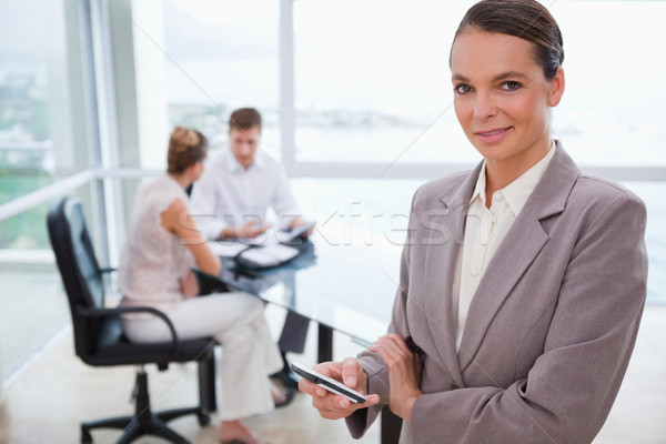 Stock foto: Business · Berater · Mobiltelefon · Sitzung · Kundschaft · hinter