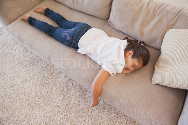 表示 若い女の子 寝 ソファ リビングルーム ストックフォト © wavebreak_media