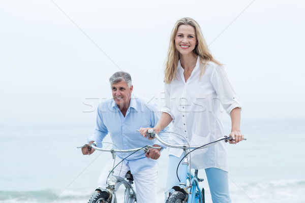 счастливым пару Велоспорт вместе пляж любви Сток-фото © wavebreak_media