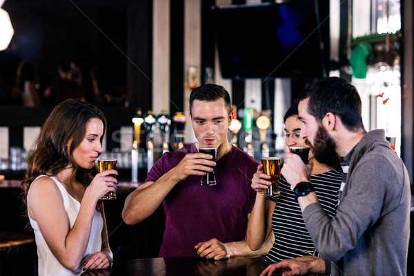 Foto stock: Amigos · quartilho · bar · mulher · vidro · retrato