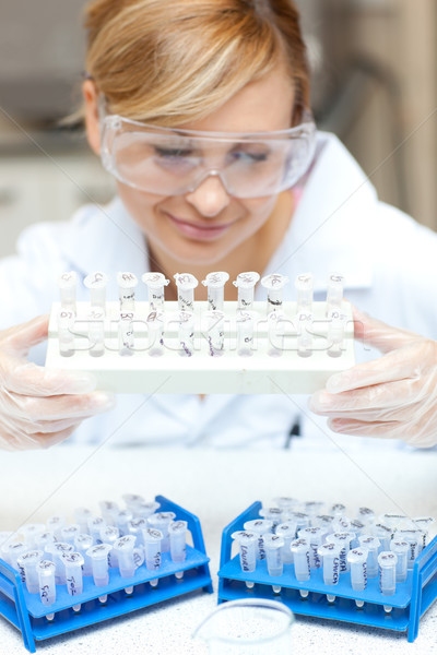 Foto stock: Femenino · científico · laboratorio · médico