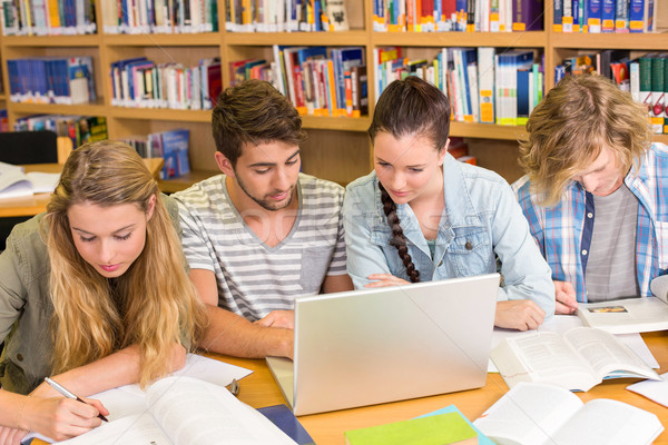 [[stock_photo]]: Collège · élèves · devoirs · bibliothèque · groupe · homme