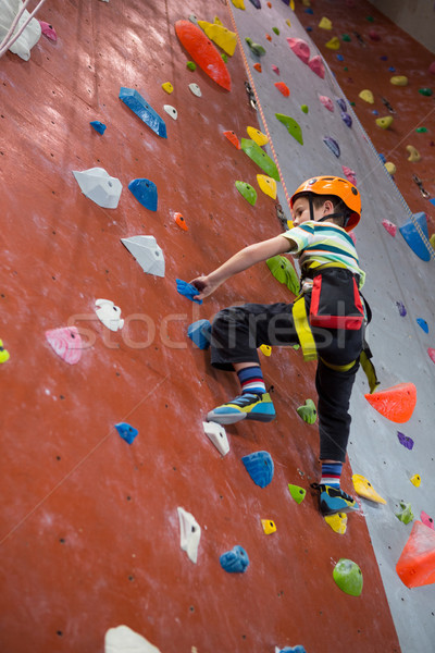 Stock foto: Junge · Klettern · Fitness · Studio · bestimmt