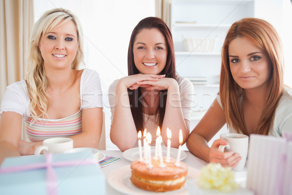 Frauen Geburtstag Küche Essen Lächeln Stock foto © wavebreak_media