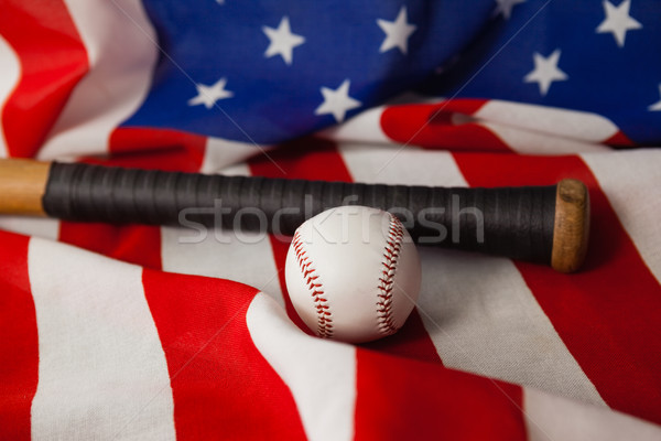 Batte de baseball balle drapeau américain sport bleu [[stock_photo]] © wavebreak_media