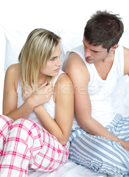 Cuplu şedinţei pat dragoste Imagine de stoc © wavebreak_media