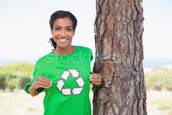 Csinos környezeti aktivista mutat póló napos idő Stock fotó © wavebreak_media