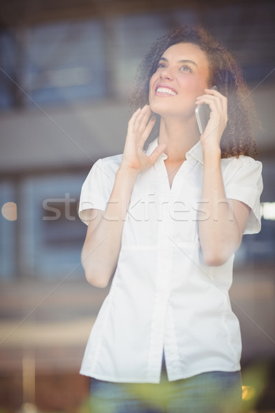 Mosolygó nő beszél telefon kávéház kávé női Stock fotó © wavebreak_media