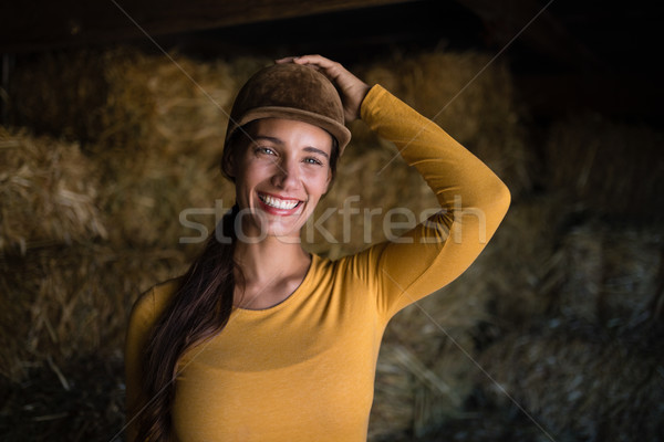 Foto stock: Retrato · feliz · feminino · jóquei · estável · em · pé