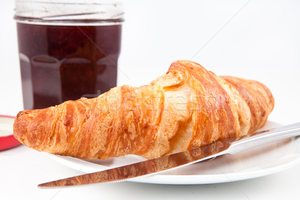 Croissant Platte weiß Essen Erdbeere Messer Stock foto © wavebreak_media