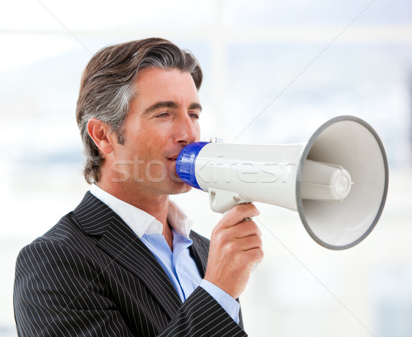 üzletember kiabál megafon iroda férfi hangszóró Stock fotó © wavebreak_media
