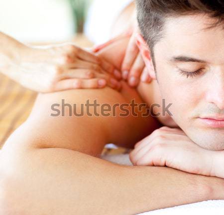 Stockfoto: Aantrekkelijk · man · Maakt · een · reservekopie · massage · spa