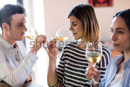 Braut Toasten Champagner home Ehe weiblichen Stock foto © wavebreak_media