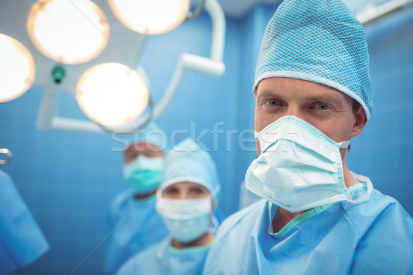 Foto stock: Retrato · masculina · cirujano · mascarilla · quirúrgica · operación