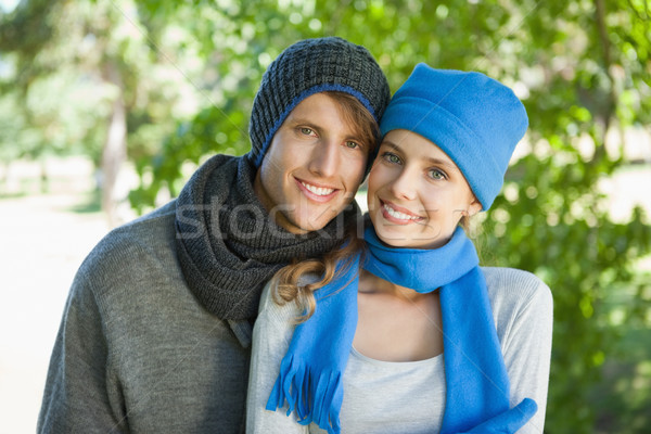 [[stock_photo]]: Cute · couple · souriant · caméra