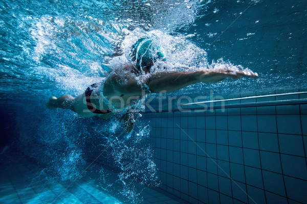 Stockfoto: Geschikt · zwemmer · opleiding · zwembad · recreatie · centrum