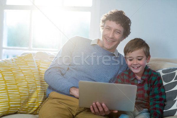 父から息子 ラップトップを使用して ホーム コンピュータ 男 ノートブック ストックフォト © wavebreak_media