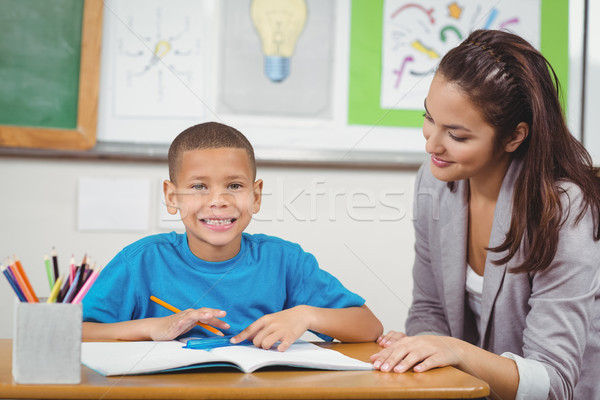 Foto d'archivio: Sorridere · insegnante · donna · scuola · felice · bambino