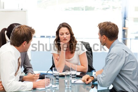 харизматический деловая женщина таблице команда человека заседание Сток-фото © wavebreak_media