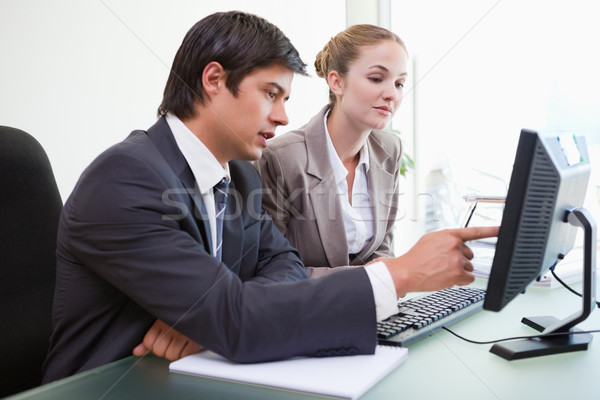 Boa aparência pessoas de negócios trabalhando computador escritório sorrir Foto stock © wavebreak_media