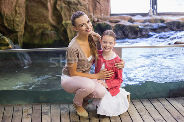 Famille heureuse souriant caméra zoo enfant mère [[stock_photo]] © wavebreak_media