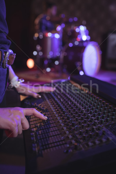 Femminile suono mixer discoteca donna Foto d'archivio © wavebreak_media