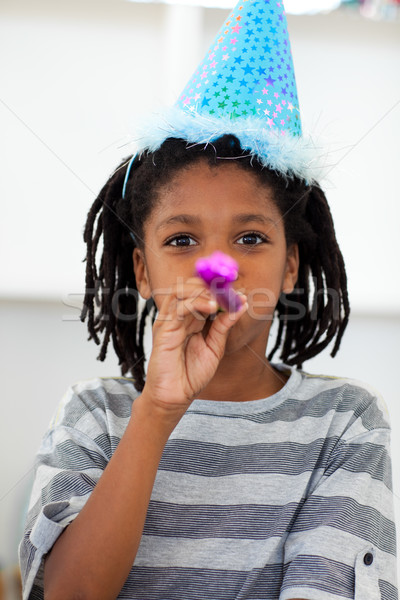 Retrato pequeño nino fiesta de cumpleaños casa familia Foto stock © wavebreak_media