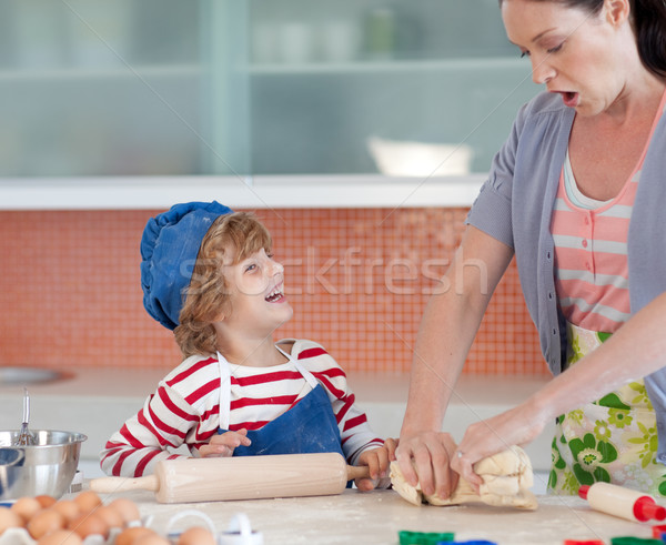 Rire garçon mère cookies [[stock_photo]] © wavebreak_media