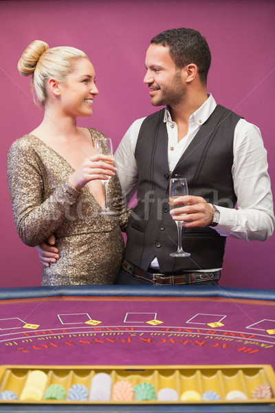 Para pitnej szampana poker tabeli kasyno Zdjęcia stock © wavebreak_media