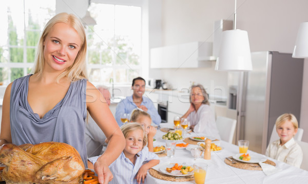 Stockfoto: Blonde · vrouw · tonen · Turkije · familie · achter · huis