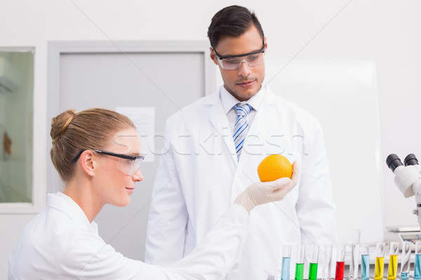 Orange laboratoire femme technologie science [[stock_photo]] © wavebreak_media