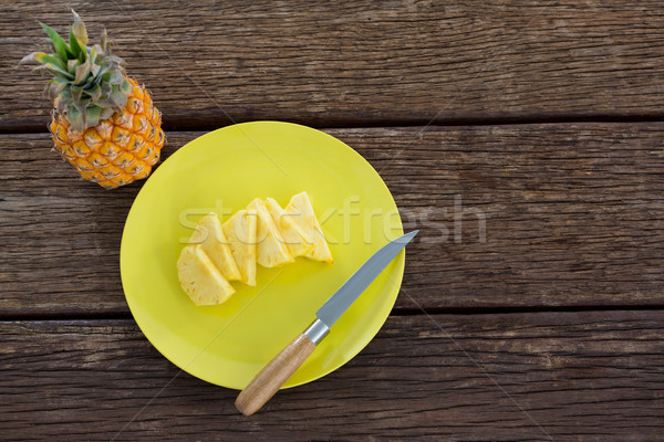 Ananas plaat houten tafel liefde tabel Stockfoto © wavebreak_media