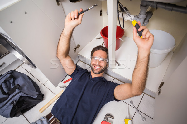 Stock fotó: Vízvezetékszerelő · megjavít · mosdókagyló · konyha · férfi · boldog