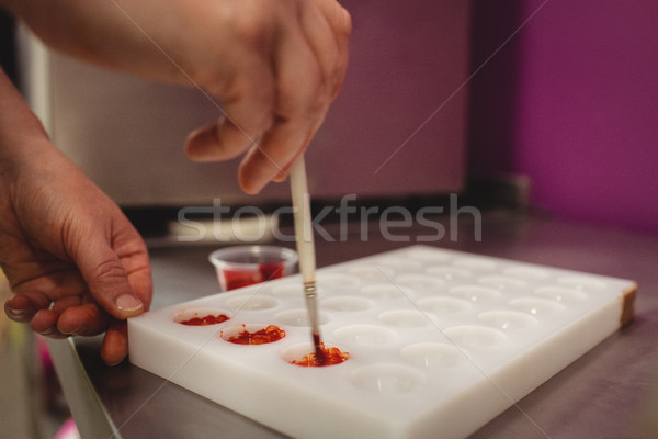 [[stock_photo]]: Travailleur · peinture · chocolat