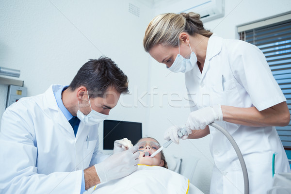 Mężczyzna dentysta asystent dziewcząt zęby Zdjęcia stock © wavebreak_media
